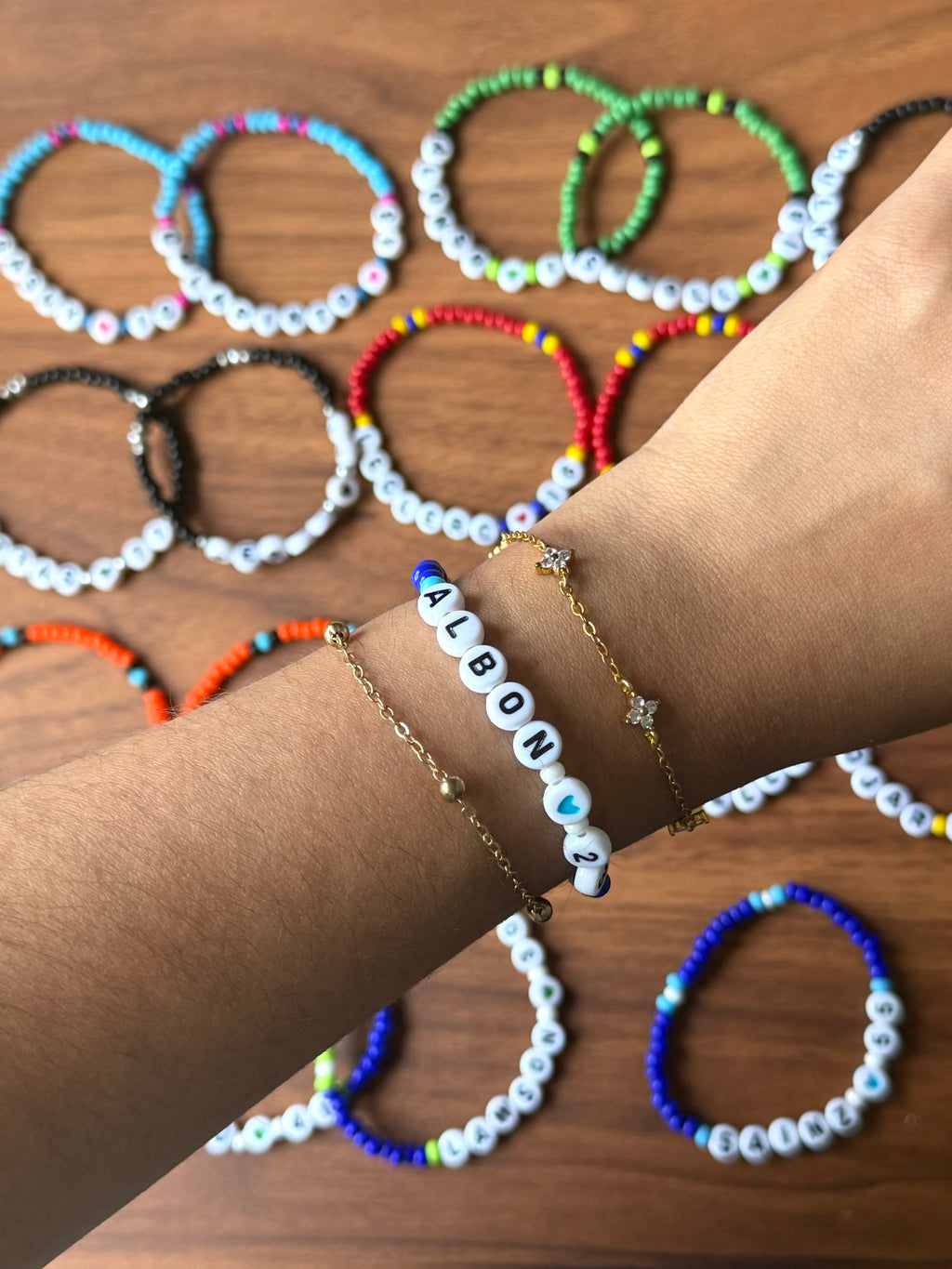 Bracelet d'amitié F1 perlé