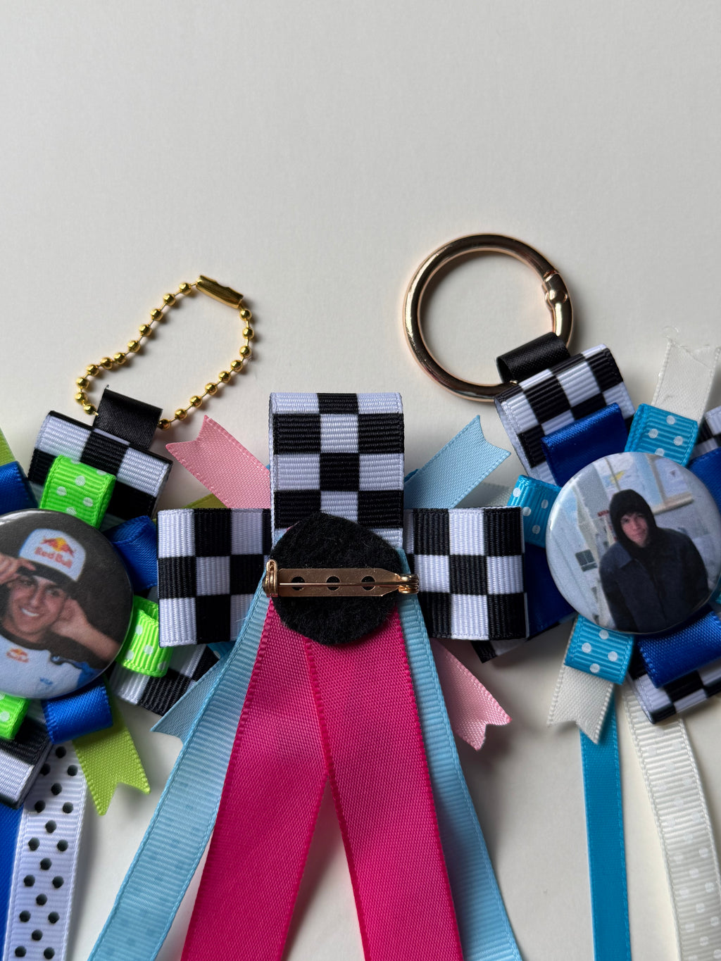 Mini F1 Driver Rosette Badge Keychain | Formula 1 Accessory